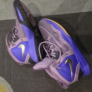 Nike Purple and Gold Youth Basketball Sneakers KYRIE INFINITE